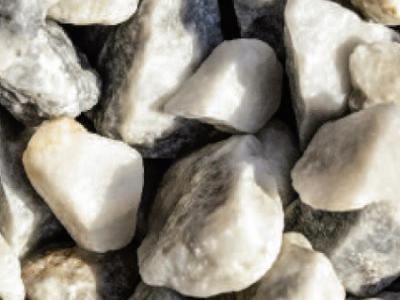 Marble Chip Bagged Stone 1" 0.5 Cu. Ft.