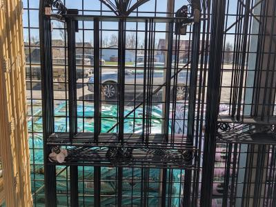 Metal Black Trellis 65"